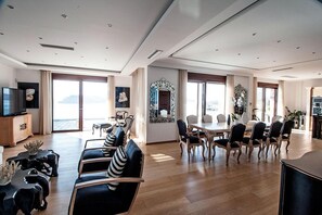 Villa | 5 Schlafzimmer