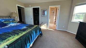 3 sovrum, skrivbord, strykjärn/strykbräda och gratis wi-fi
