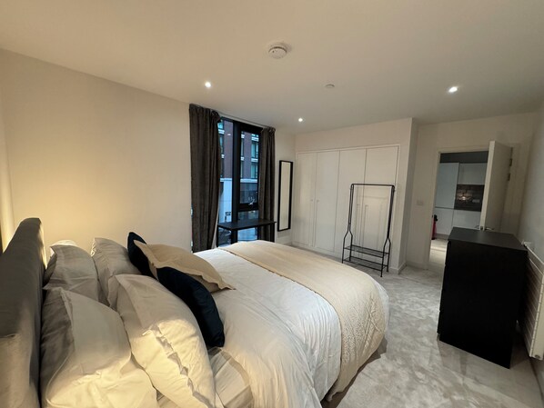 1 chambre, fer et planche à repasser, Wi-Fi, draps fournis