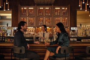 Bar (en el alojamiento)