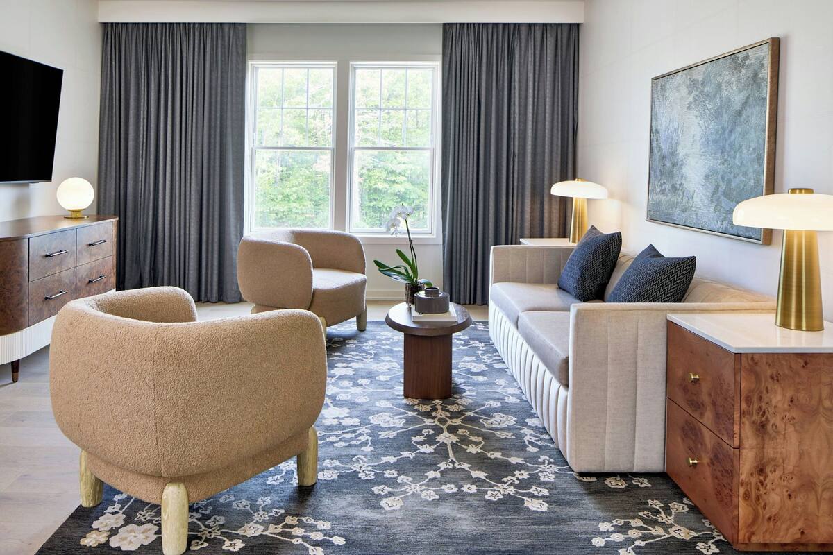Suite, 1 Bedroom | Living room | 55-inch flat-screen TV with digital channels, Netflix