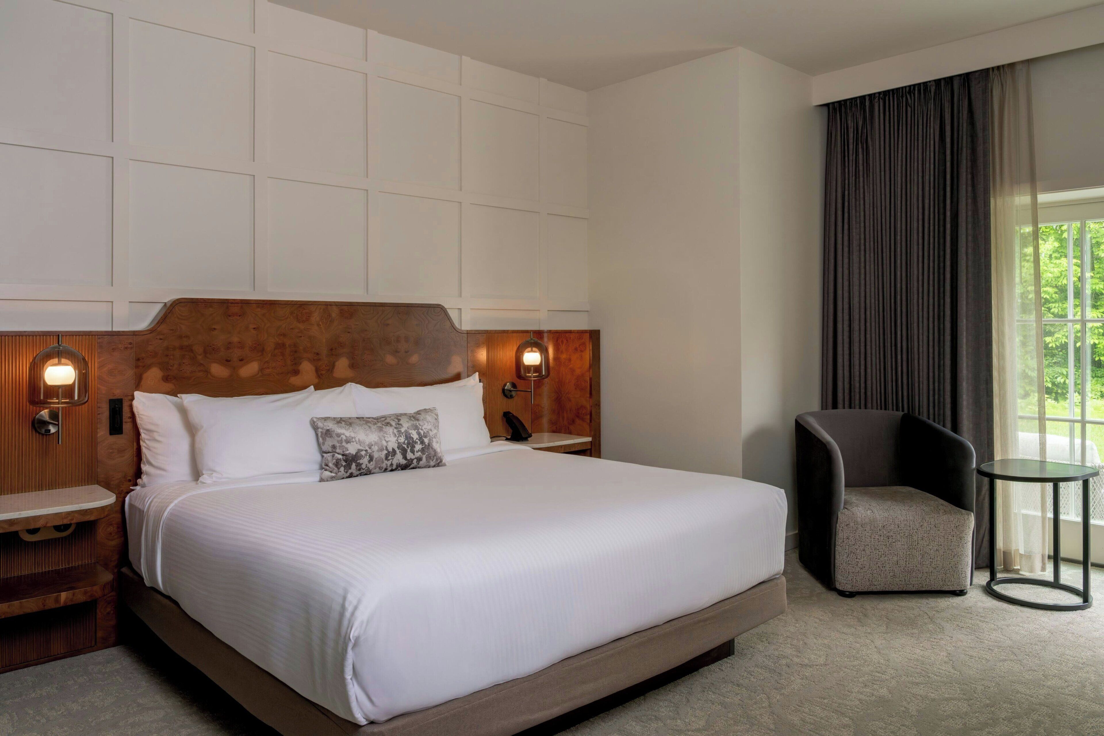 Premium bedding, desk, laptop workspace, free WiFi