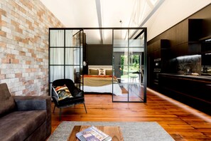 1 多间卧室、熨斗/熨衣板、WiFi