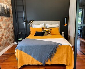 1 bedroom, iron/ironing board, WiFi