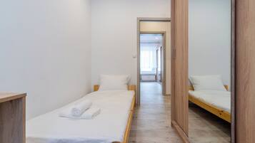 3 Schlafzimmer, Bügeleisen/Bügelbrett, WLAN, Bettwäsche