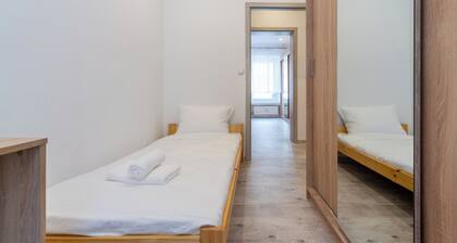 Zawodzie 3-Bedroom Apartment