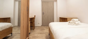 Zawodzie 3-Bedroom Apartment