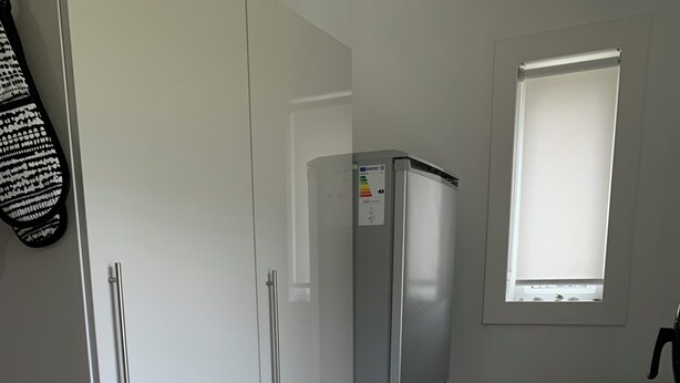電冰箱、微波爐、烤箱、爐台