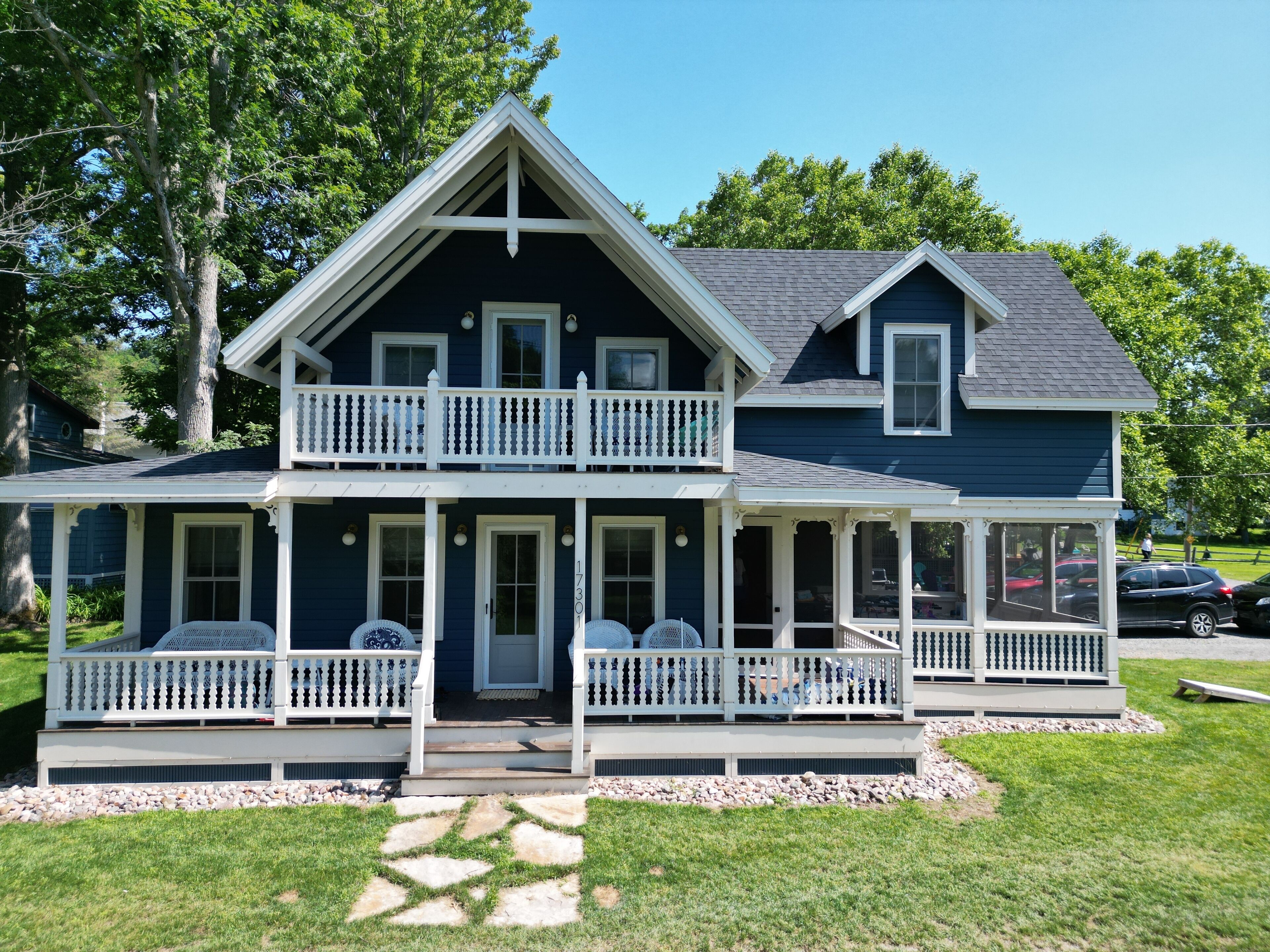 Renovated 3-Bedroom cottage in Thousand Island Park - a Cozy Weekend Getaway 