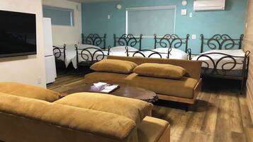 1 chambre, bureau, Wi-Fi gratuit, draps fournis
