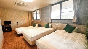1 bedroom, desk, iron/ironing board, free WiFi