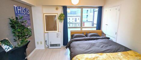 1 slaapkamer, een bureau, gratis wifi, beddengoed