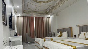Standard Tek Büyük Yataklı Oda, Şehir Manzaralı