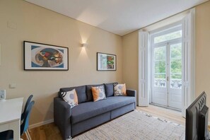 TV - Setúbal Prime V, Apartment (Setúbal)