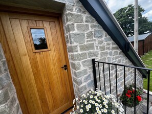 Exterior detail - Studio-King Bed-Wye Valley Views (Bettws Newydd, Usk)
