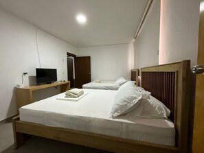 Quadruple Room | Free WiFi - GL Hostal (Barranquilla)