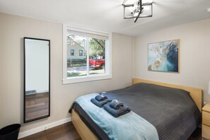 1 bedroom, iron/ironing board, WiFi, bed sheets