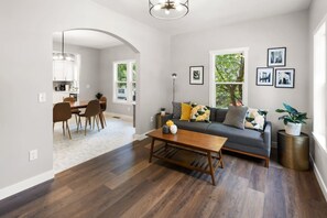 TV - Mid-Century Connection | Nestled Amid Universities (Sioux Falls)