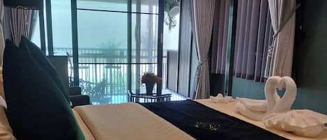 Phòng có thiết kế đặc sắc, quang cảnh biển | 6 phòng ngủ, bàn, truy cập Internet không dây miễn phí