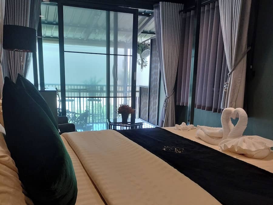 Rom – design, sjøutsikt | 6 soverom, skrivebord og wi-fi (inkludert)