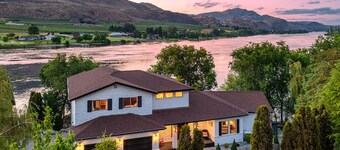 Juniper Hill Columbia River w/Hot Tub & Swim Spa