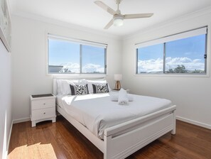 Luksus-hus - udsigt til have | 3 soveværelser, individuelt design, individuel indretning