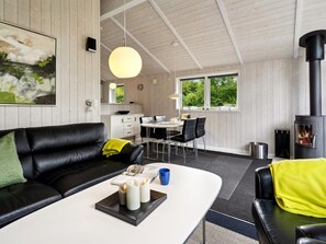 TV, fireplace - "Tayana" - 700m from the sea by Interhome (Sydals)