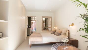 1 camera, Wi-Fi, lenzuola