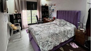 Immagine non classificata, 2 di 6, pulsante