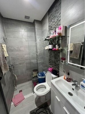 Bathroom - Queen of south (Kandar Sidi Khiar)