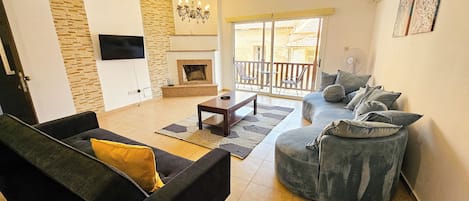 Family Apartment | Living area