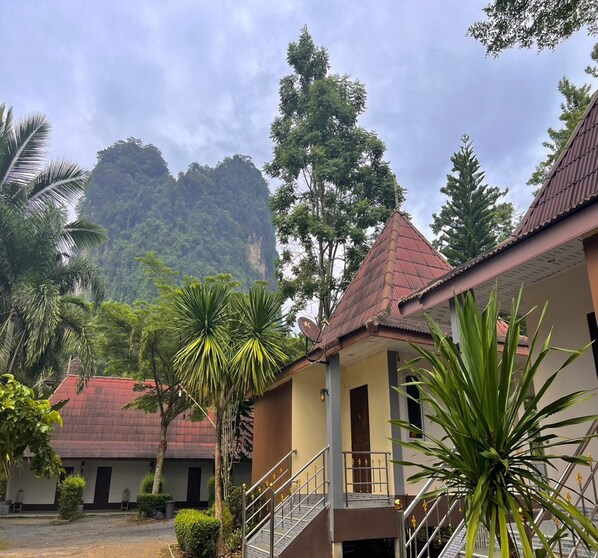 Front of property - OYO 75517 Mananchaya Resort (Ao Luek)