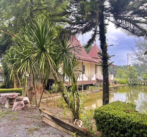 Reception - OYO 75517 Mananchaya Resort (Ao Luek)