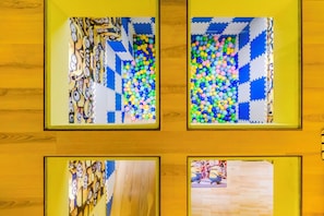 Standard Quadruple Room | Individually decorated, individually furnished, free WiFi, bed sheets - Happiness Romantic B&B (Donggang)