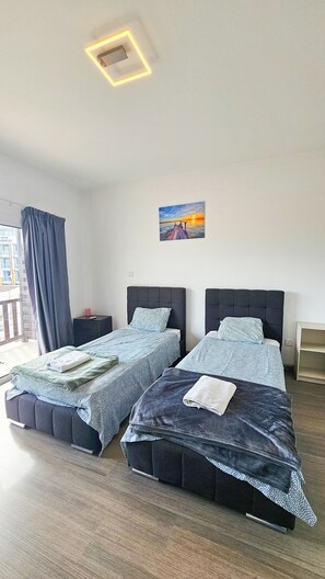 Comfort Double Room | Laptop workspace, free WiFi, bed sheets - Downtown Rooms, 200m from Marina Beach (Larnaca)