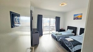 Comfort dubbelrum | Arbetsyta för laptop, gratis wi-fi och sängkläder