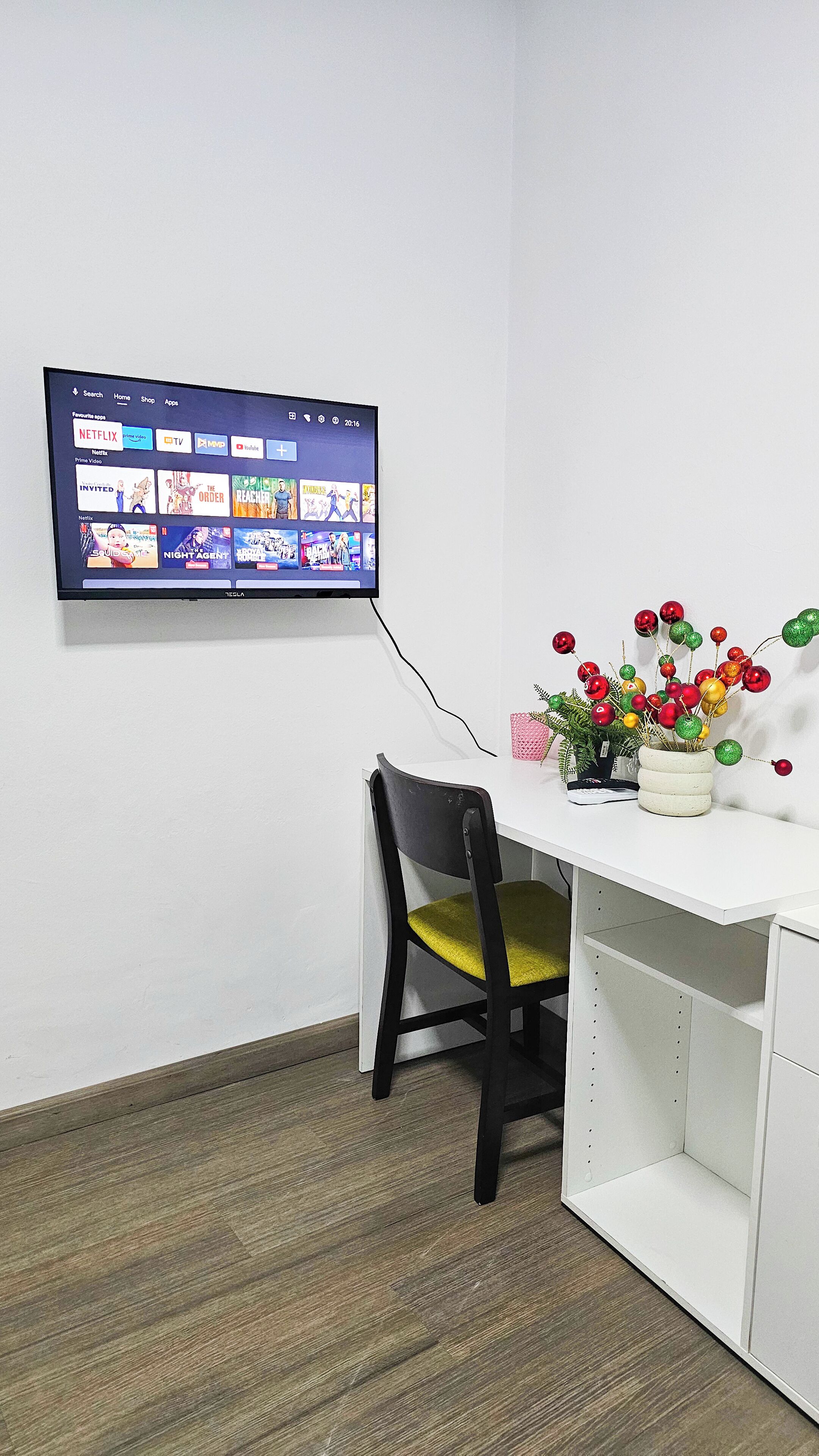 Habitació doble o amb dos llits individuals Comfort | Espai de treball apte per a portàtils, wifi gratuïta i roba de llit 