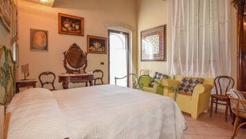 5 sovrum och sÀngklÀder