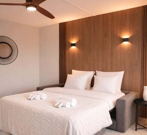 Iron/ironing board, WiFi, bed sheets
