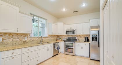 Private Beach at Lakefront Summerfield Getaway!