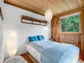 4 室のベッドルーム、インターネット