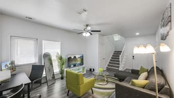 Smart TV y monitor de computadora