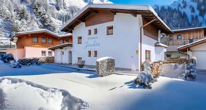 Spacious group house with lots of privacy