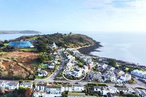 Exterior - Spacious House nr Castle Beach, Parking & Sauna (Cornwall)