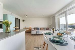 Dining - Zwem & Zen - spacious apartment with outdoor pool (Nieuwpoort)