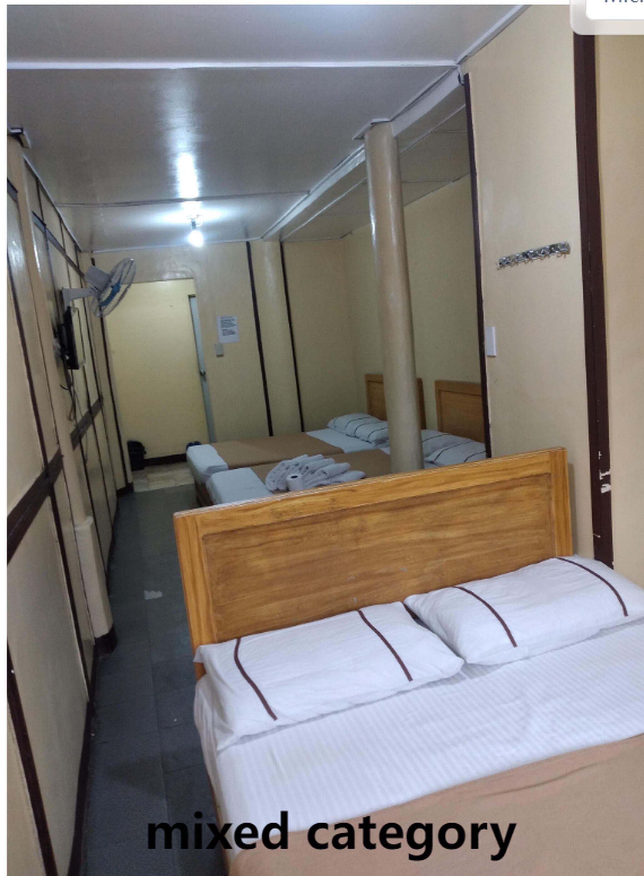 Economy Shared Dormitory, Mixed Dorm | Laptop workspace, free WiFi, bed sheets
