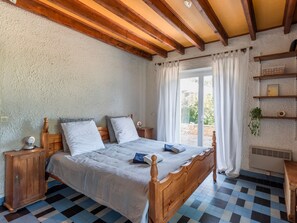 2 bedrooms, internet