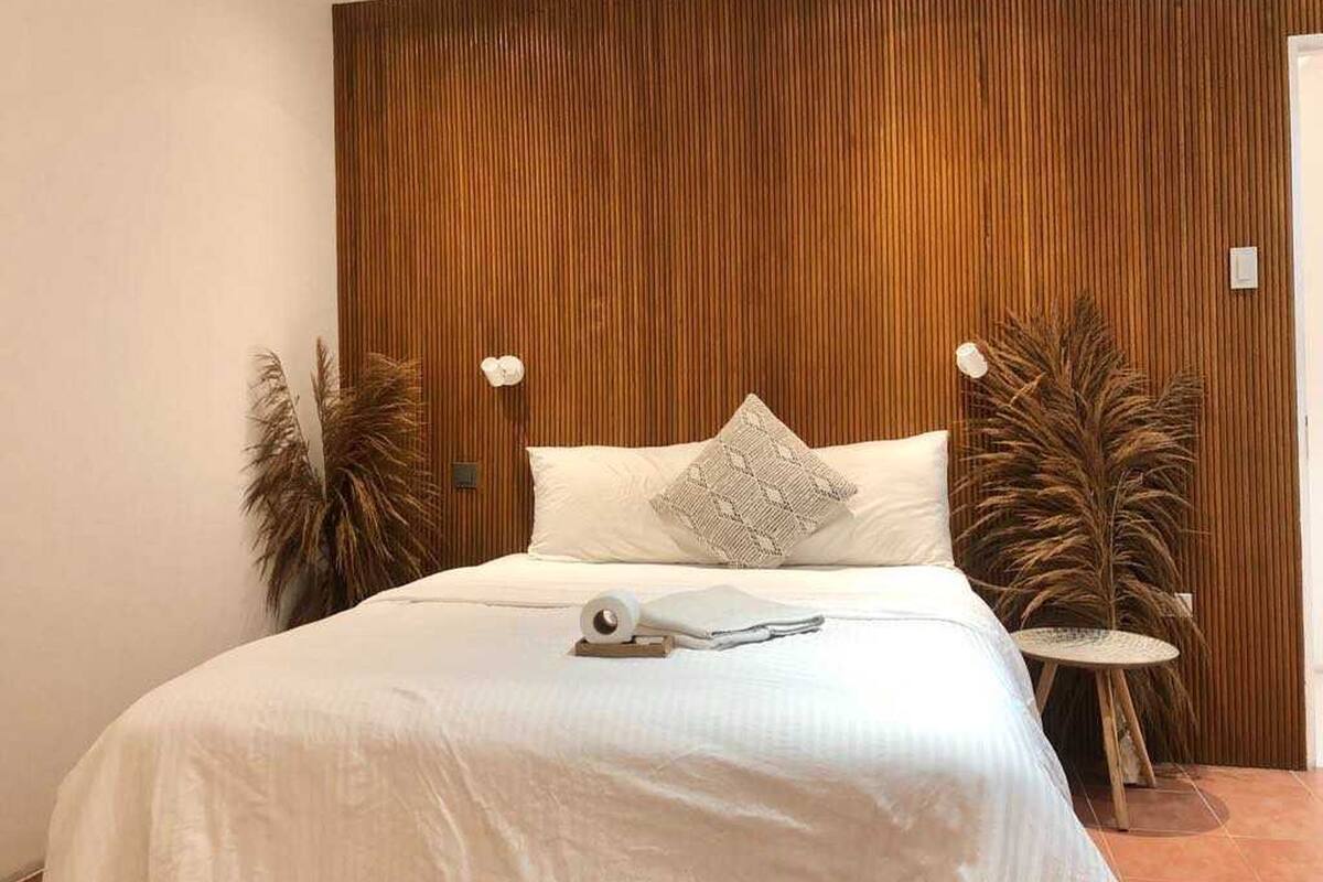 ห้องอีโคโนมีสตูดิโอสวีท | โต๊ะทำงาน, Wi-Fi ฟรี, ผ้าปูที่นอน