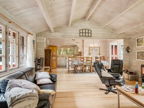 TV, fireplace - "Aisling" - 700m from the sea by Interhome (Brovst)