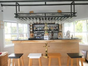 Bar (in der Unterkunft)